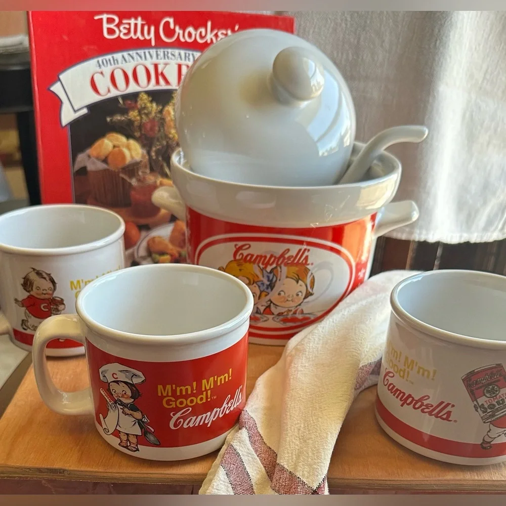 Vintage Campbell’s Soup Terrine w/ 3 Mugs & Ceramic Ladle Set